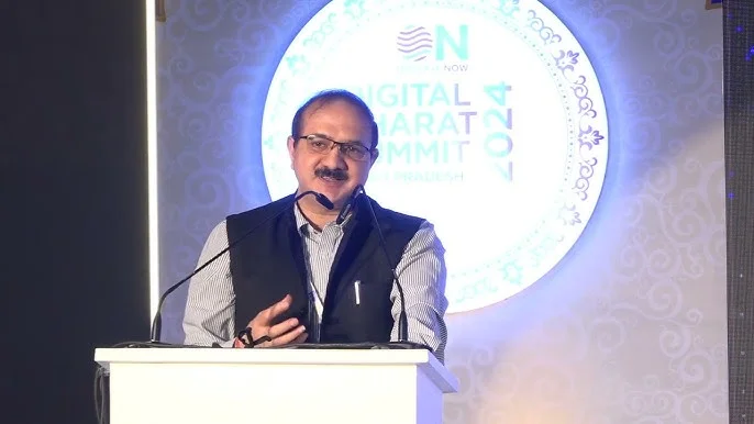 নাগরিকত্বের প্রমাণ নয় আধার কার্ড: সাফ জানালেন ইউআইডিএআই প্রধান