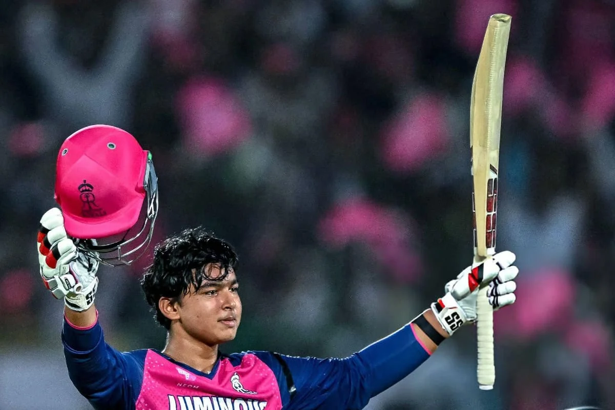 বৈভব সূর্যবংশীর ব্যাটে রেকর্ড বৃষ্টি: মাত্র ১৪ বছর বয়সে যুব ওয়ানডেতে দ্রুততম শতরান ও সর্বকনিষ্ঠ শতরানের নজির