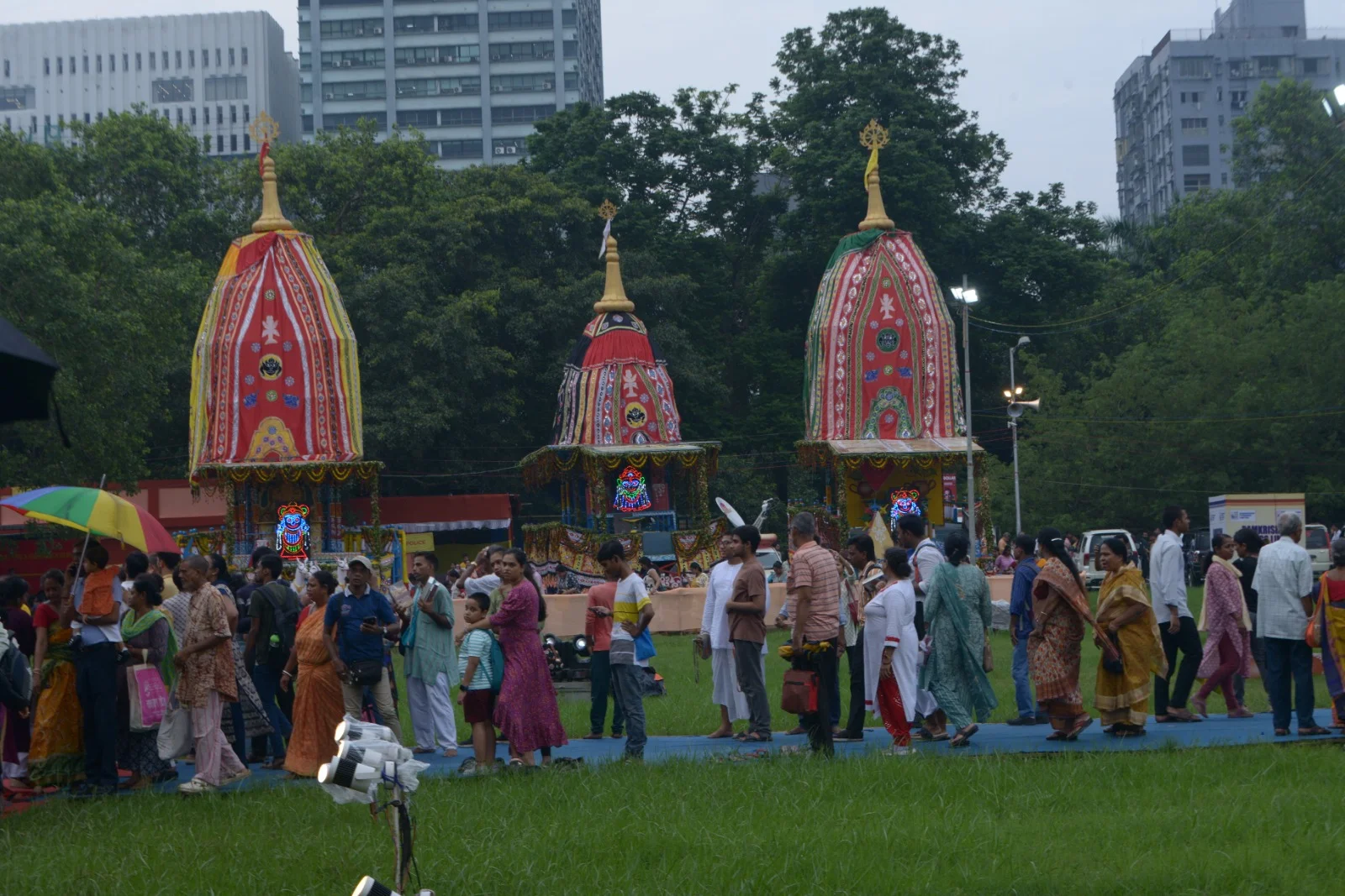 কলকাতার ইসকনে মুখ্যমন্ত্রী, আরতি করলেন তিনি