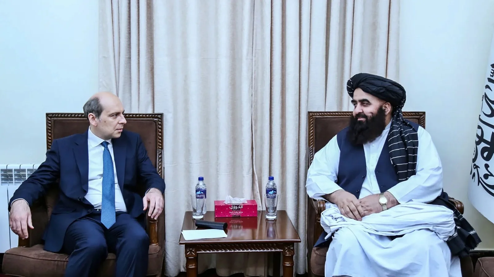 তালিবান সরকারকে প্রথম আনুষ্ঠানিক স্বীকৃতি দিল রাশিয়া, আফগানিস্তানের সঙ্গে সম্পর্ক জোরদারের বার্তা