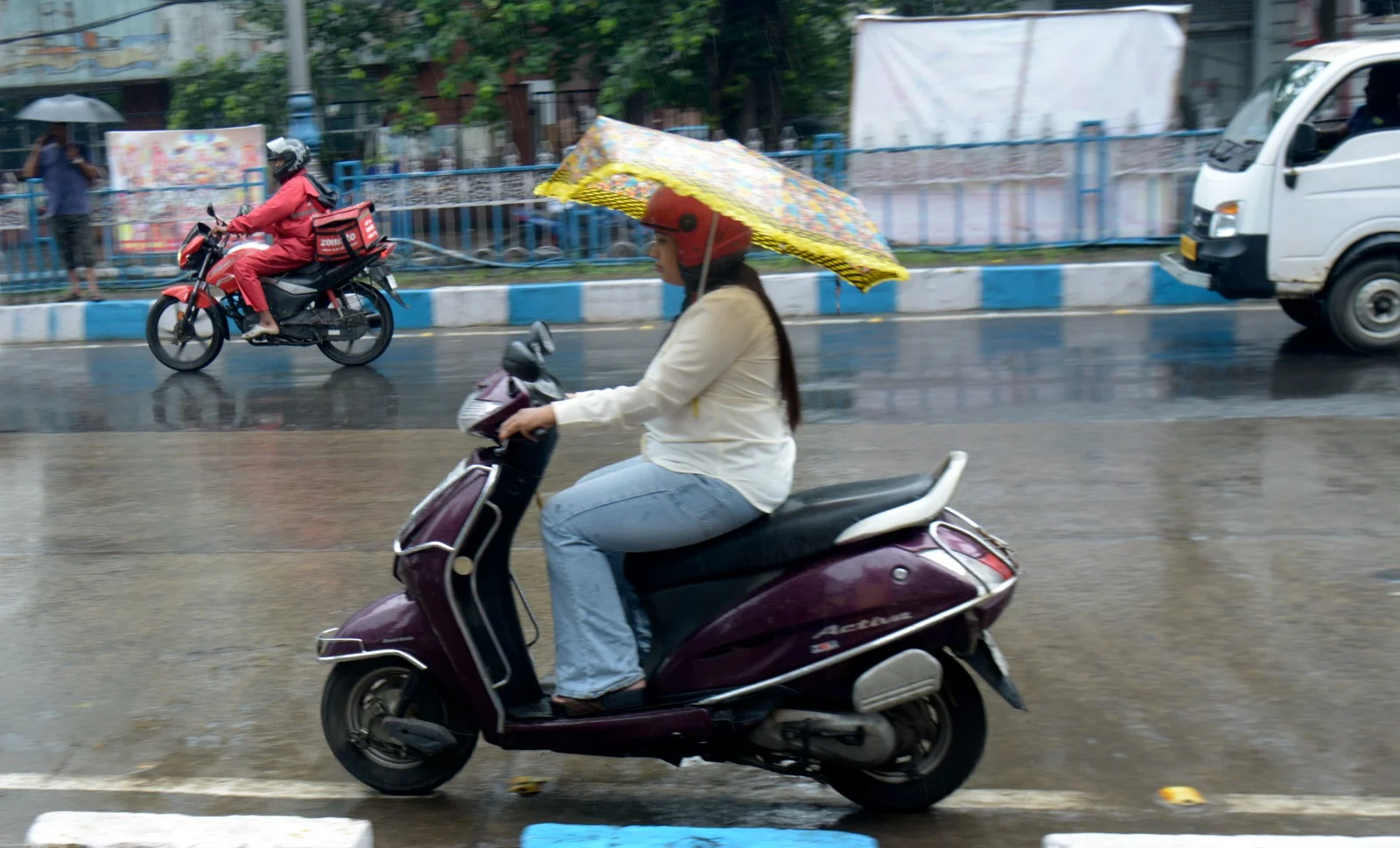 যারা বৃষ্টিতে ভিজেছিল........