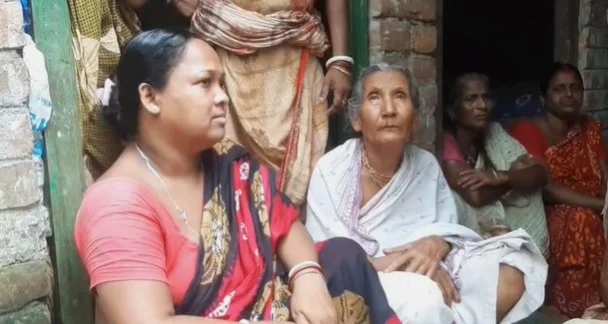 পরিযায়ী শ্রমিকের মৃতদেহ আনতে গিয়ে দুর্ঘটনা, হত ২