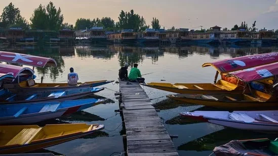 জম্মু-কাশ্মীর কবে পূর্ণ রাজ্য? শীর্ষ কোর্টে শুনানি ৮ই