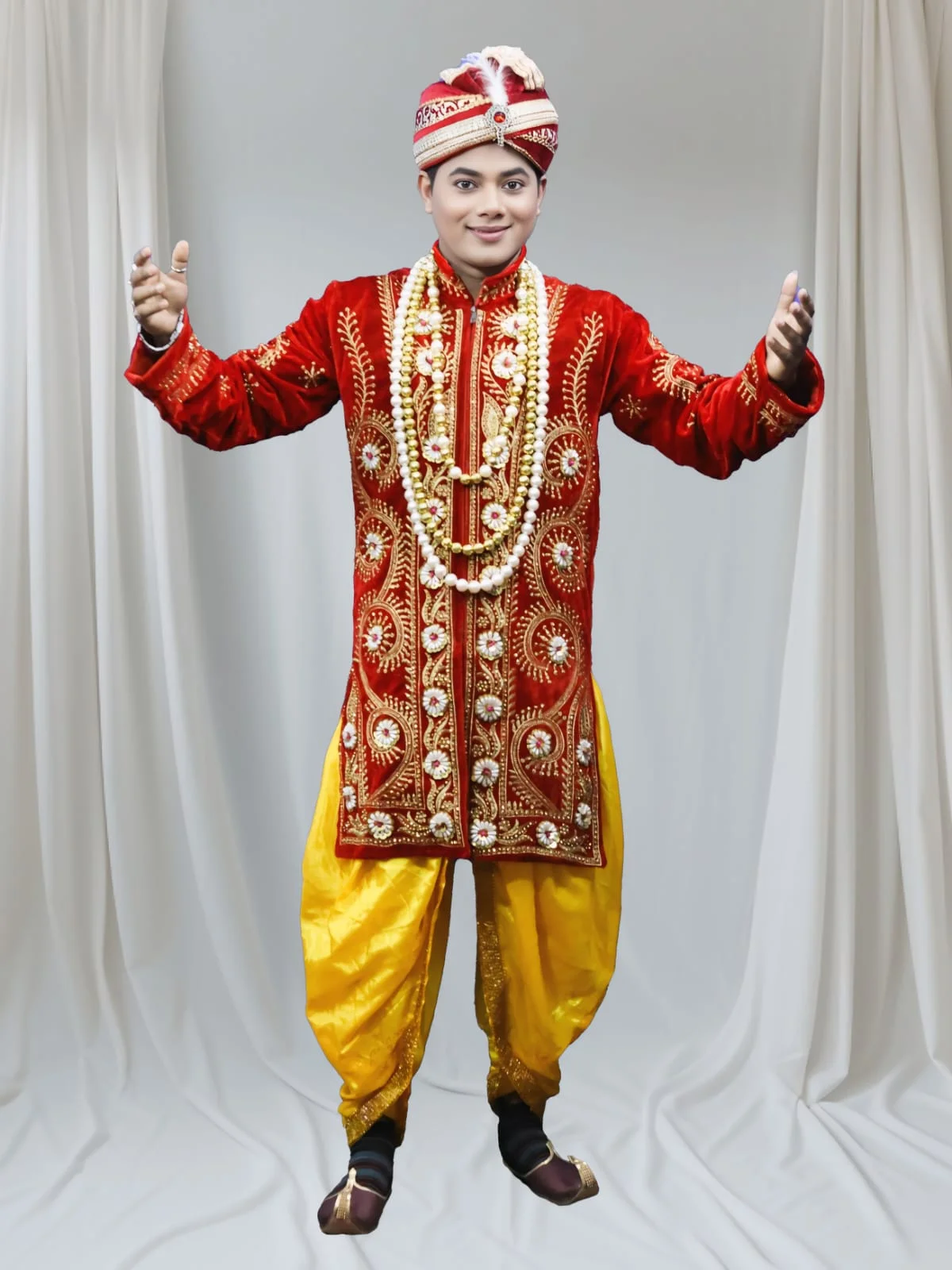 বঙ্গ শ্রেষ্ঠ জাদুকর অ্যাওয়ার্ড পেলেন জয়নগরের যুবক