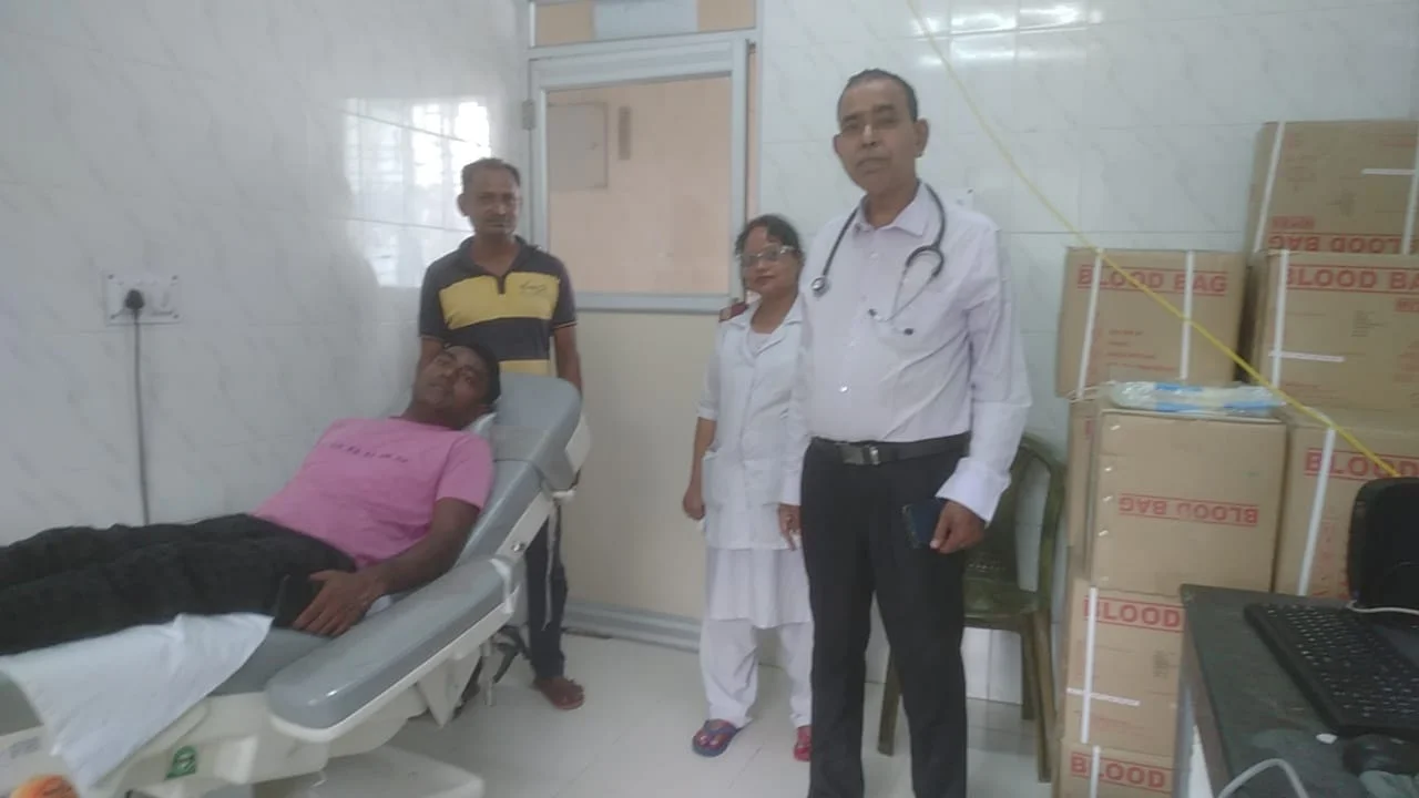 ক্যানিংয়ে মুমূর্ষ রোগীর প্রাণ বাঁচাতে রক্তদান করলেন সিভিক ভলেন্টিয়ার