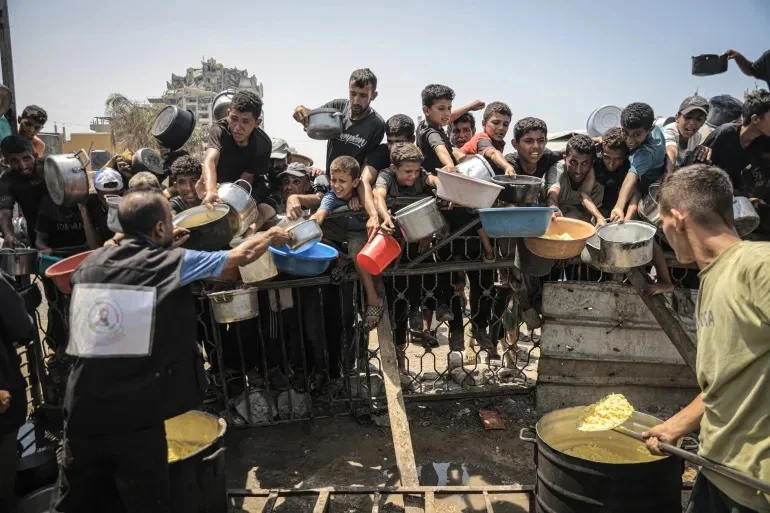 Palestinians starve to death: গাজায় ত্রাণ আটকে মৃত্যু ঝুঁকি বাড়াচ্ছে ইসরাইল