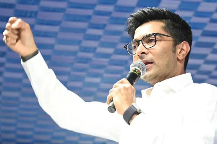 রোহিঙ্গা, অনুপ্রবেশকারীরা কোথায়?, বিজেপি নেতারা প্রকাশ্যে ক্ষমা চাক: তোপ অভিষেকের