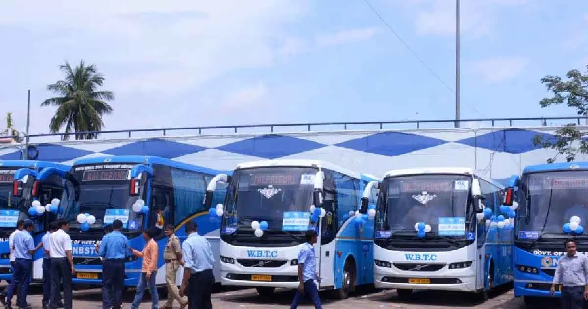 পুজোর পরেই পথে নামবে সিএনজি চালিত ২০০ বাস