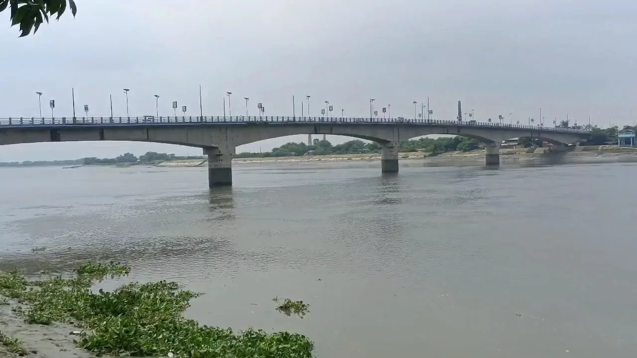 হুড় মুড়িয়ে ভেঙে পড়ল মালঞ্চ ব্রিজ, ভুয়ো ভিডিও ভাইরাল নেট দুনিয়ায়, আতঙ্কিত এলাকার মানুষ