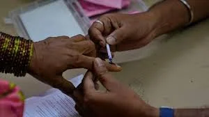 পশ্চিমবঙ্গে ভোটার বুথের সংখ্যা প্রায় ১৪ হাজার বাড়তে চলেছে