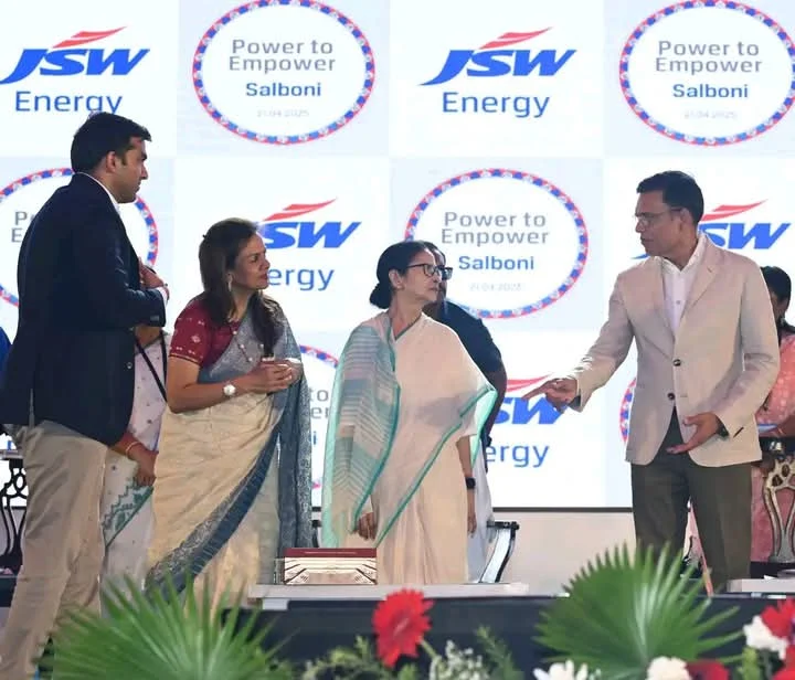 মমতা বন্দ্যোপাধ্যায়ের উদ্যোগে শালবনিতে তৈরি হল ৮০০ মেগাওয়াটের দুটি প্ল্যান্ট