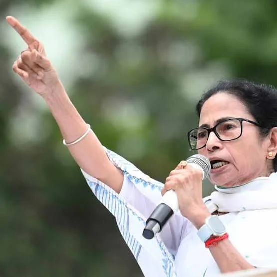 মমতা বন্দ্যোপাধ্যায়ের ভোটার তালিকা ও বাংলা ভাষা ঘিরে জোড়া কৌশল