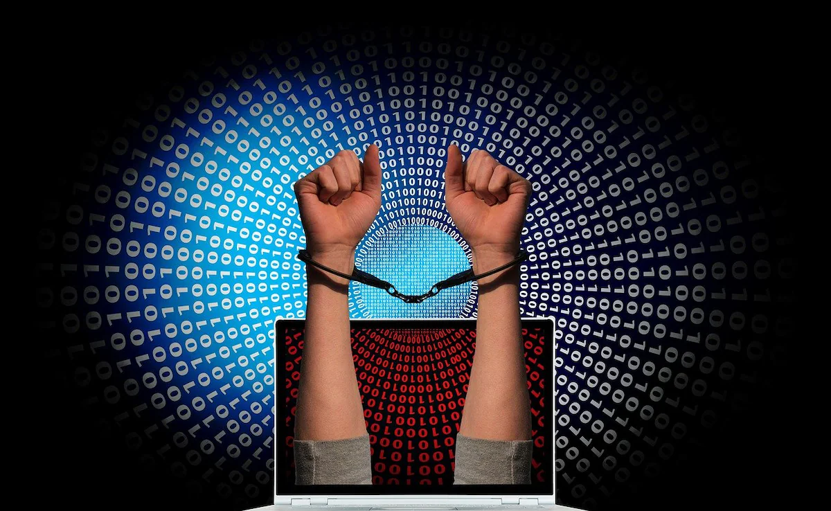 ডিজিটাল অ্যারেস্টের ফাঁদে পা বৃদ্ধের, খোয়ালেন ৪ কোটি টাকা