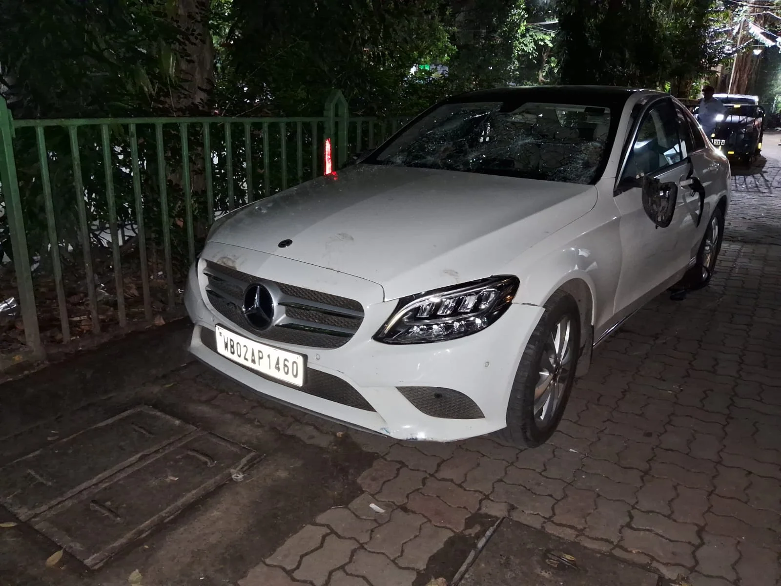 মাতাল মার্সিডিজ চালকের জয় রাইডে গুরুতর আহত পুবের কলম-এর সংবাদ-কর্মী পার্থ প্রতীম দাস