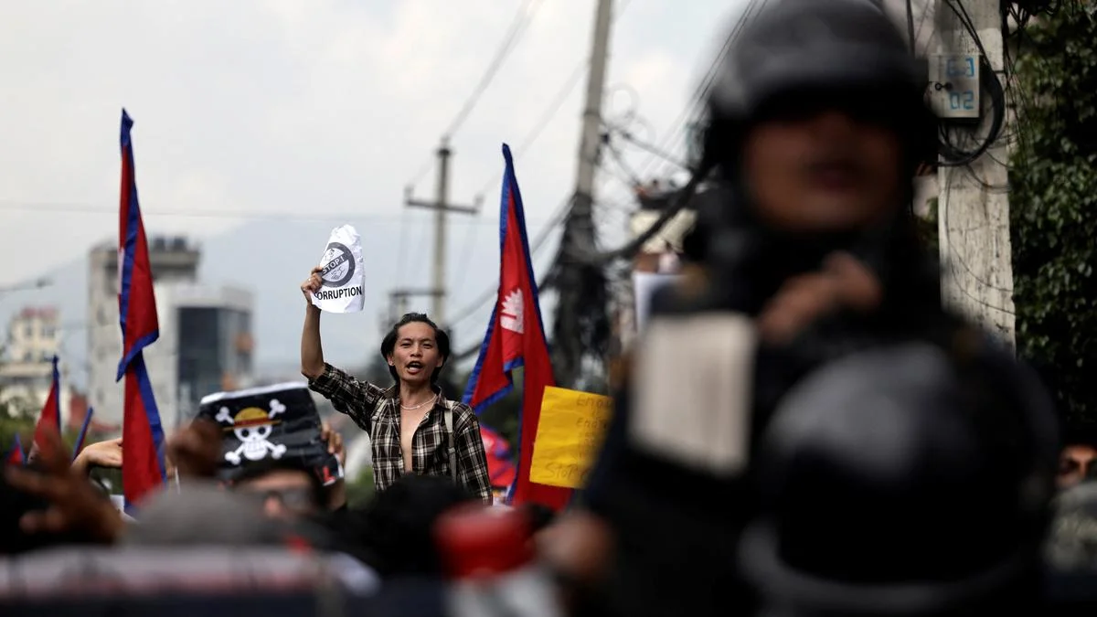 Nepal protests: শ্যুট অ্যাট সাইটের নির্দেশ নেপালে, পুলিশি গুলিতে মৃত বেড়ে ৯