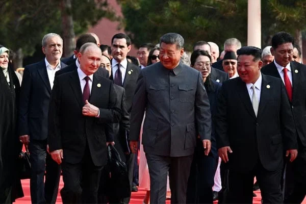 চিনের প্যারেডে পুতিন–কিম, আন্তর্জাতিক রাজনীতিতে নতুন বার্তা 