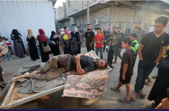 গাজায় আবারও রক্তপাত, স্বাস্থ্য শিবিরের সামনে ট্যাঙ্ক, উদ্বাস্তু শিবিরে বোমা, শিশুসহ নিহত অন্তত ৭০