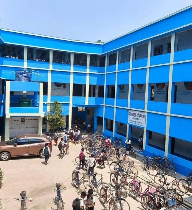 এস এস সির দাগী শিক্ষকদের তালিকায় ভাঙড়ের এক বিজেপি নেতার ছেলে