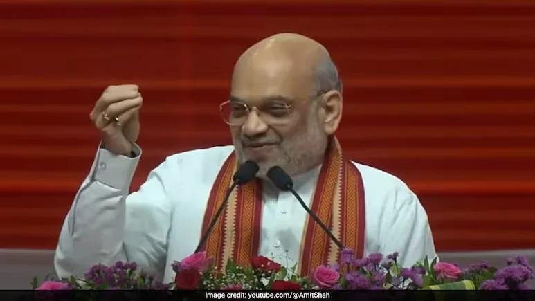 প্রতিদ্বন্দ্বী না, ঐক্যের ভাষা হিন্দি: অমিত শাহ