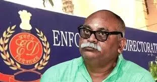 চন্দ্রনাথ সিনহার আত্মসমর্পণ