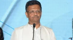 পুলিশের সমালোচনাকারীরা ‘সমাজবিরোধী’, মন্তব্য মেয়র ফিরহাদ হাকিমের