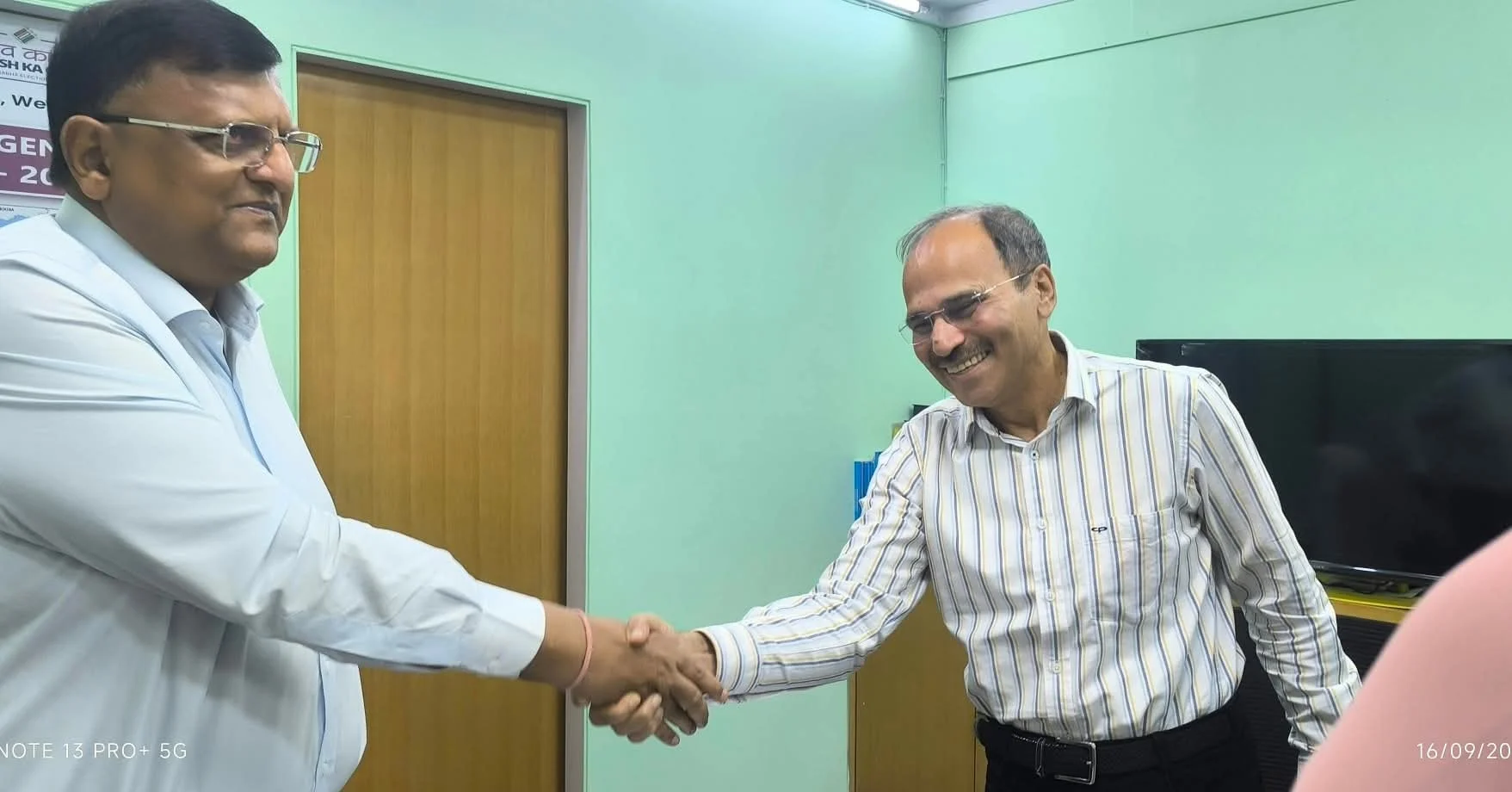 'ভোট চুরি হতে দেবো না।' পশ্চিমবঙ্গের মুখ্য নির্বাচন আধিকারিকের সঙ্গে সাক্ষাৎ অধীরের