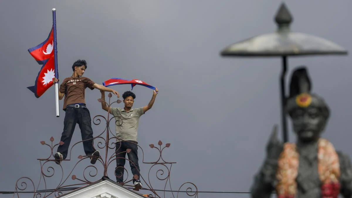 2025 Nepalese Gen Z protests: মৃত বেড়ে ৩৪, আটকে একাধিক ভারতীয়