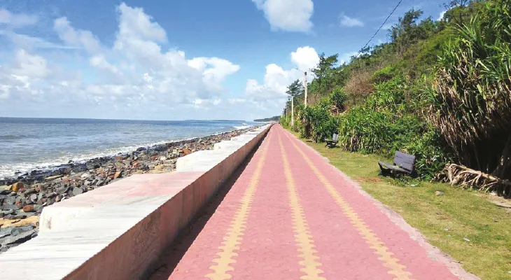 মারিশদায় ভেঙে পড়ল কালভার্ট, প্রায় ৫৫ কিলোমিটার ঘুরপথে যেতে হচ্ছে দিঘা, বিপাকে হাজার হাজার পর্যটক