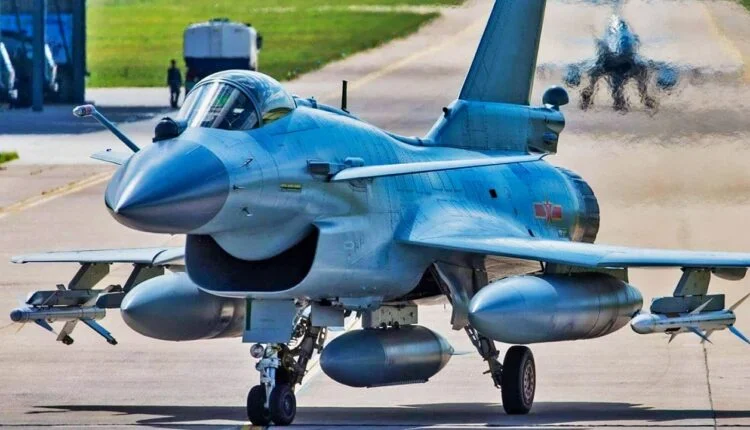 ২৭ হাজার কোটি টাকা ব্যয়ে চিনের ২০টি যুদ্ধবিমান কিনছে বাংলাদেশ