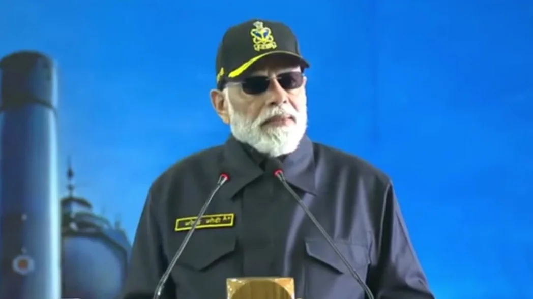 পাকিস্তানের আতঙ্ক ধরিয়েছিল বিক্রান্ত: দীপাবলি উদযাপনে হুঙ্কার মোদির