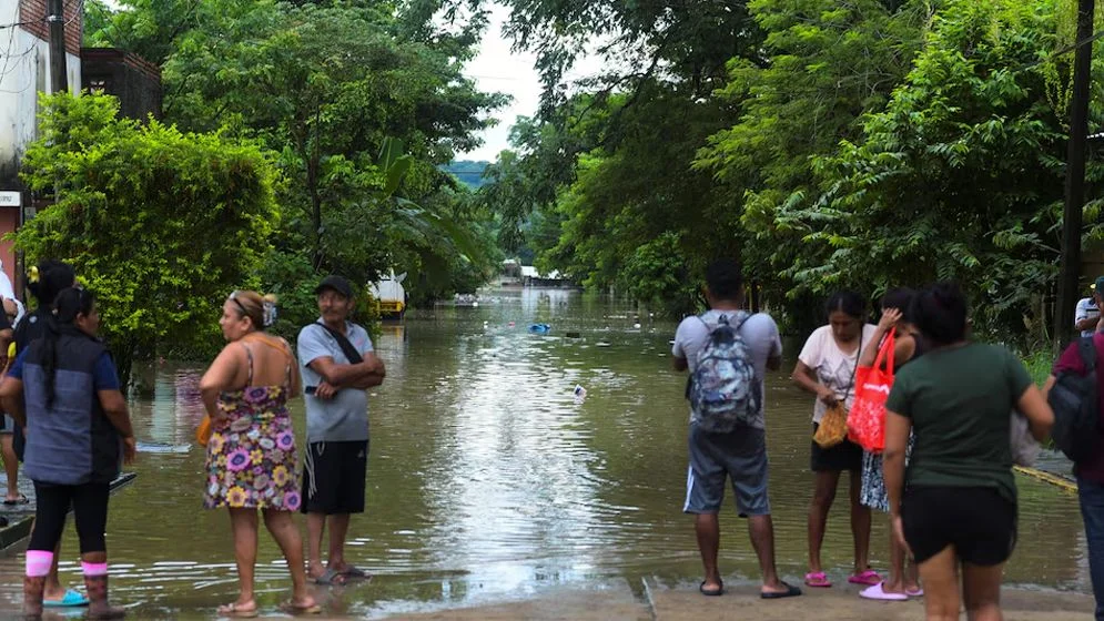 মেক্সিকোয় ভয়াবহ বন্যা: মৃত ৪৪, নিখোঁজ অন্তত ২৭