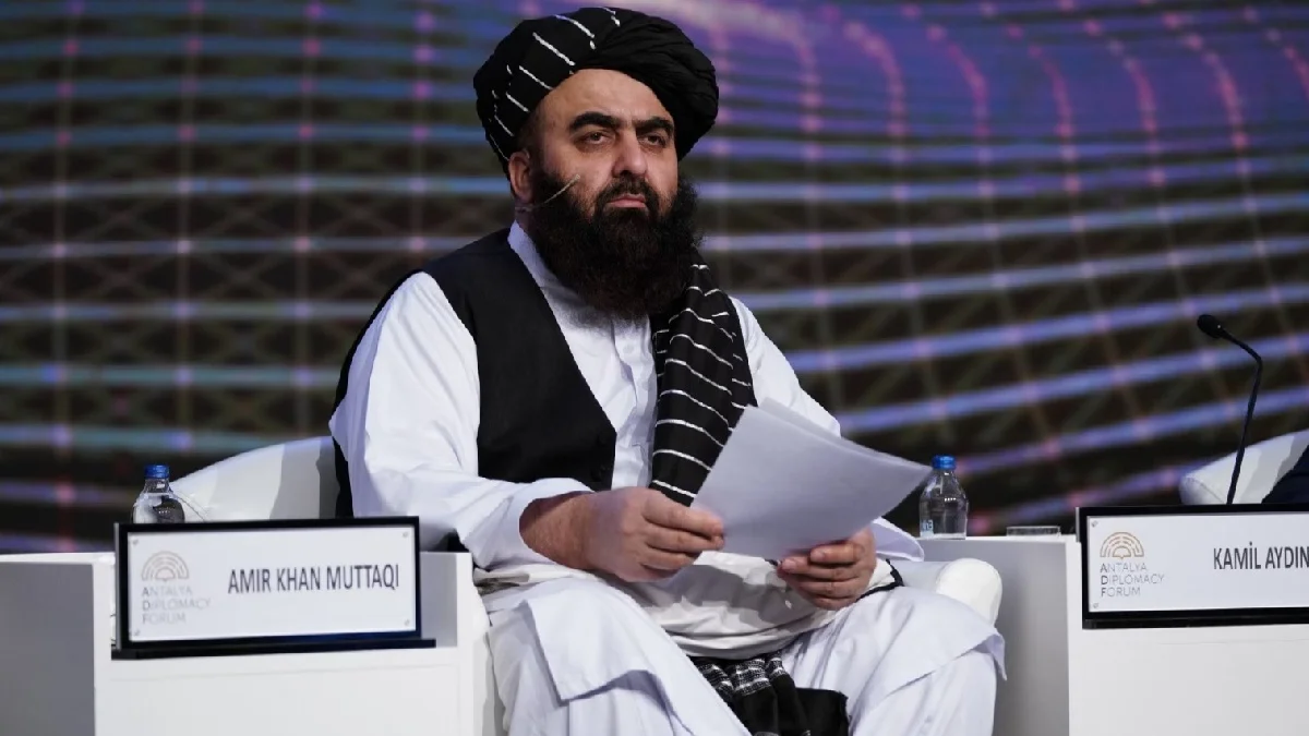 সাংবাদিক সম্মেলনে নারী সাংবাদিক না থাকার ব্যাখ্যা দিলেন আফগান বিদেশমন্ত্রী আমীর খান মুত্তাকী