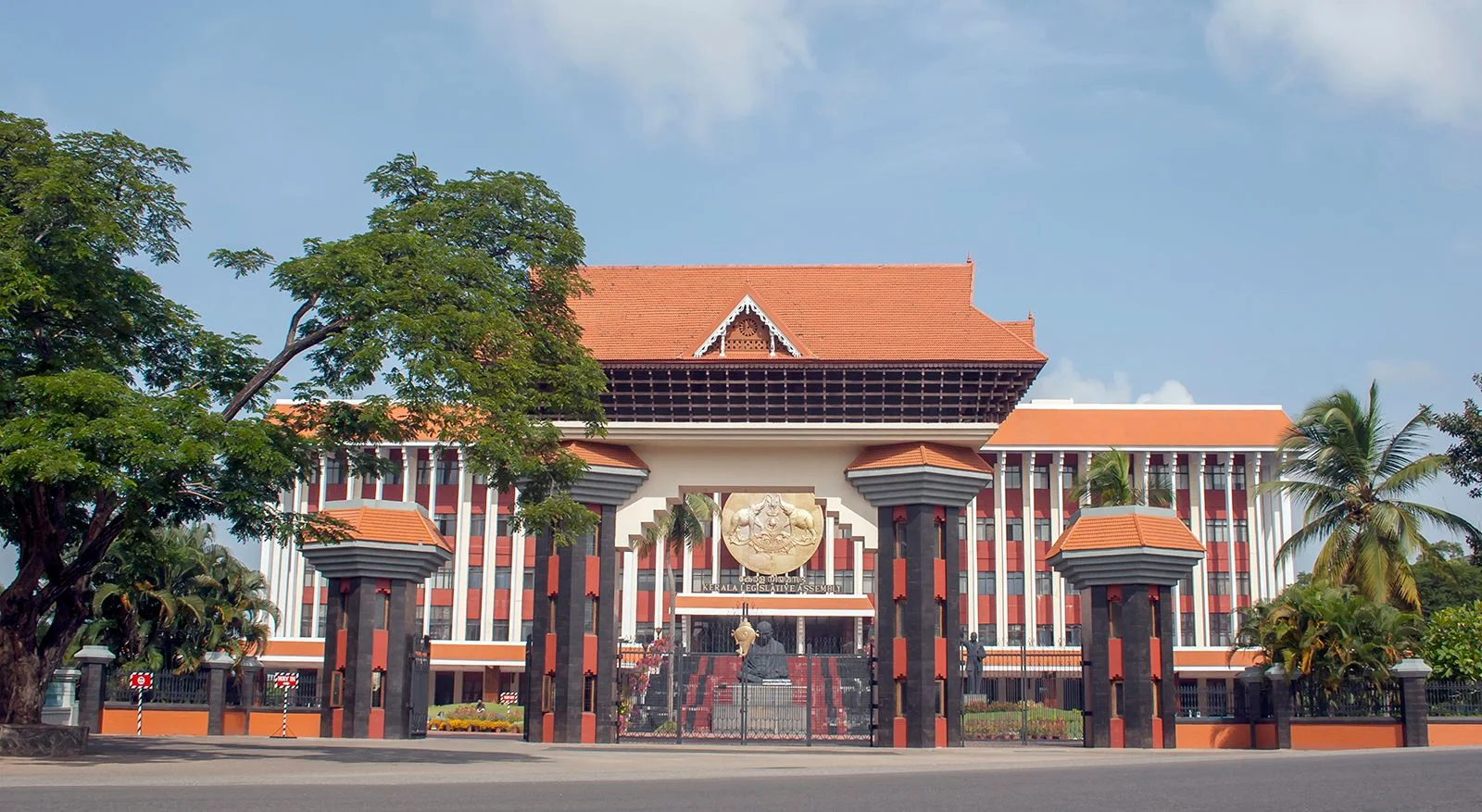 চরম দারিদ্র্যমুক্ত হতে চলেছে কেরল, দেশের প্রথম রাজ্য ঘোষণা নভেম্বরে