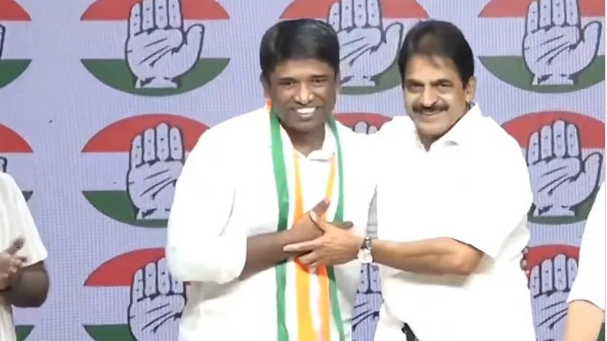 কংগ্রেসে যোগ দিলেন মোদি বিরোধী সেই আইএএস কর্মকর্তা কান্নন গোপীনাথন