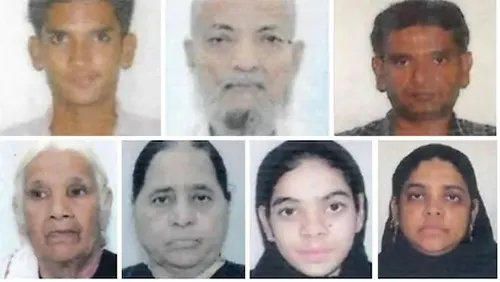 মদিনায় উমরাহযাত্রীবাহী বাসে ভয়াবহ দুর্ঘটনা: ৪২ ভারতীয় নিহত