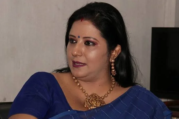 পার্থর মন্তব্যে বৈশাখীর পাল্টা কটাক্ষ: “শোভন বান্ধবীর জন্য পদ ছেড়েছিল, আর আপনি বান্ধবীর বাড়িতে টাকা রেখেছিলেন”