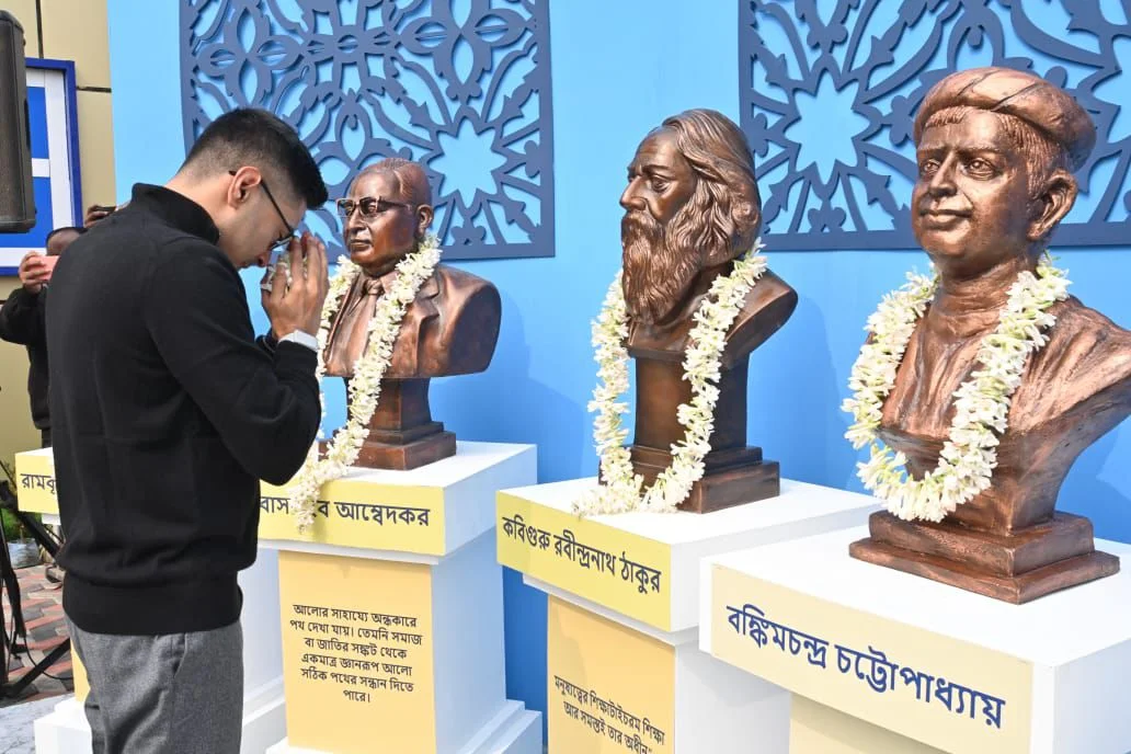 বজবজে সেবাশ্রয় ক্যাম্প ঘুরে দেখলেন অভিষেক বন্দ্যোপাধ্যায়