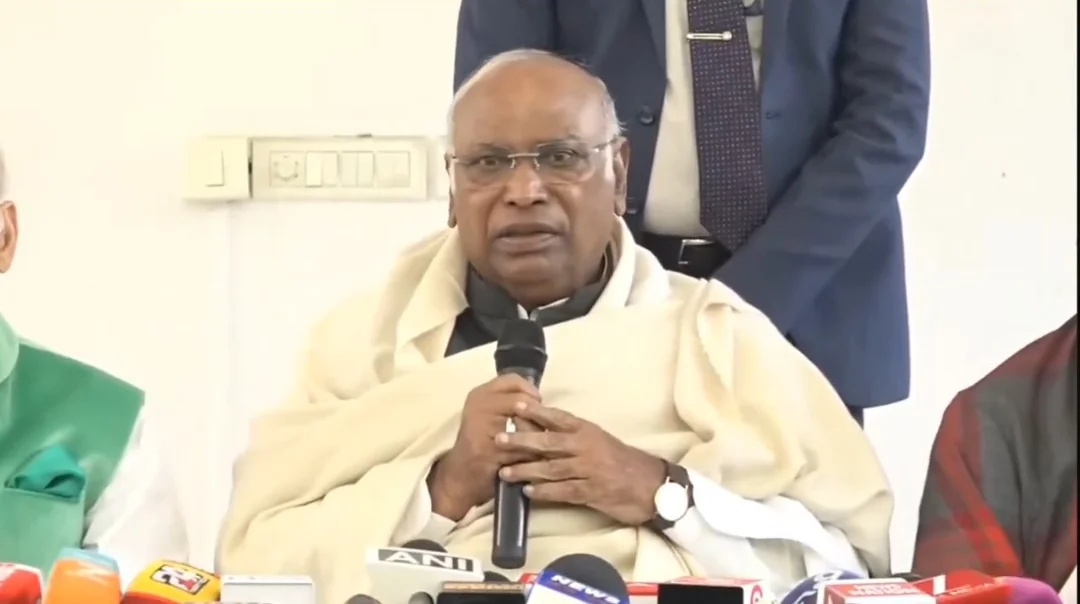 ন্যাশনাল হেরাল্ড: আদালতের রায় মোদি-শাহের মুখে চপেটাঘাত, প্রধানমন্ত্রী-স্বরাষ্ট্রমন্ত্রীর পদত্যাগ দাবি কংগ্রেসের