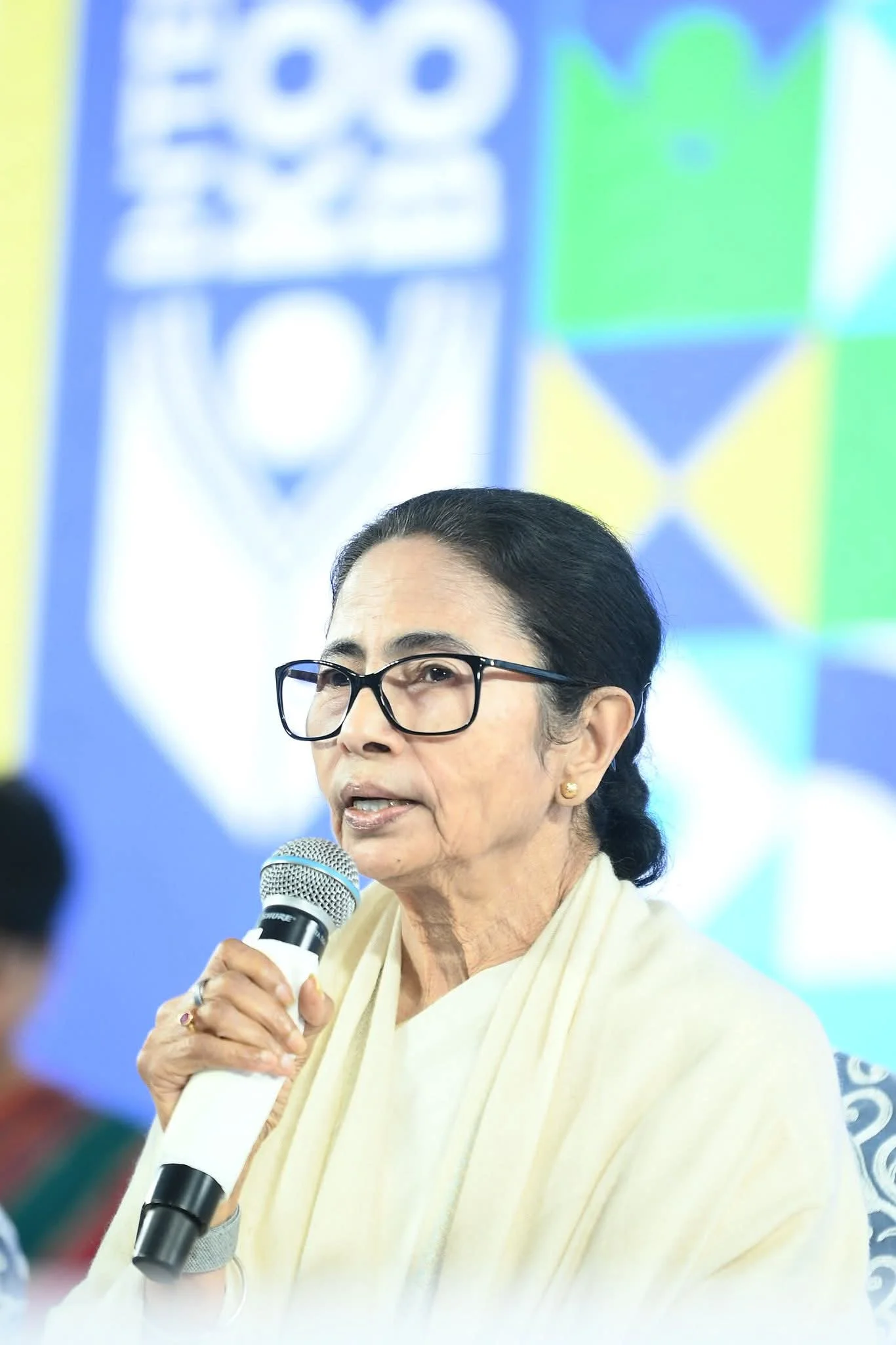 এসআইআরের নামে হয়রানির অভিযোগে সরব মুখ্যমন্ত্রী, বইমেলার মঞ্চ থেকে প্রতিবাদের ডাক