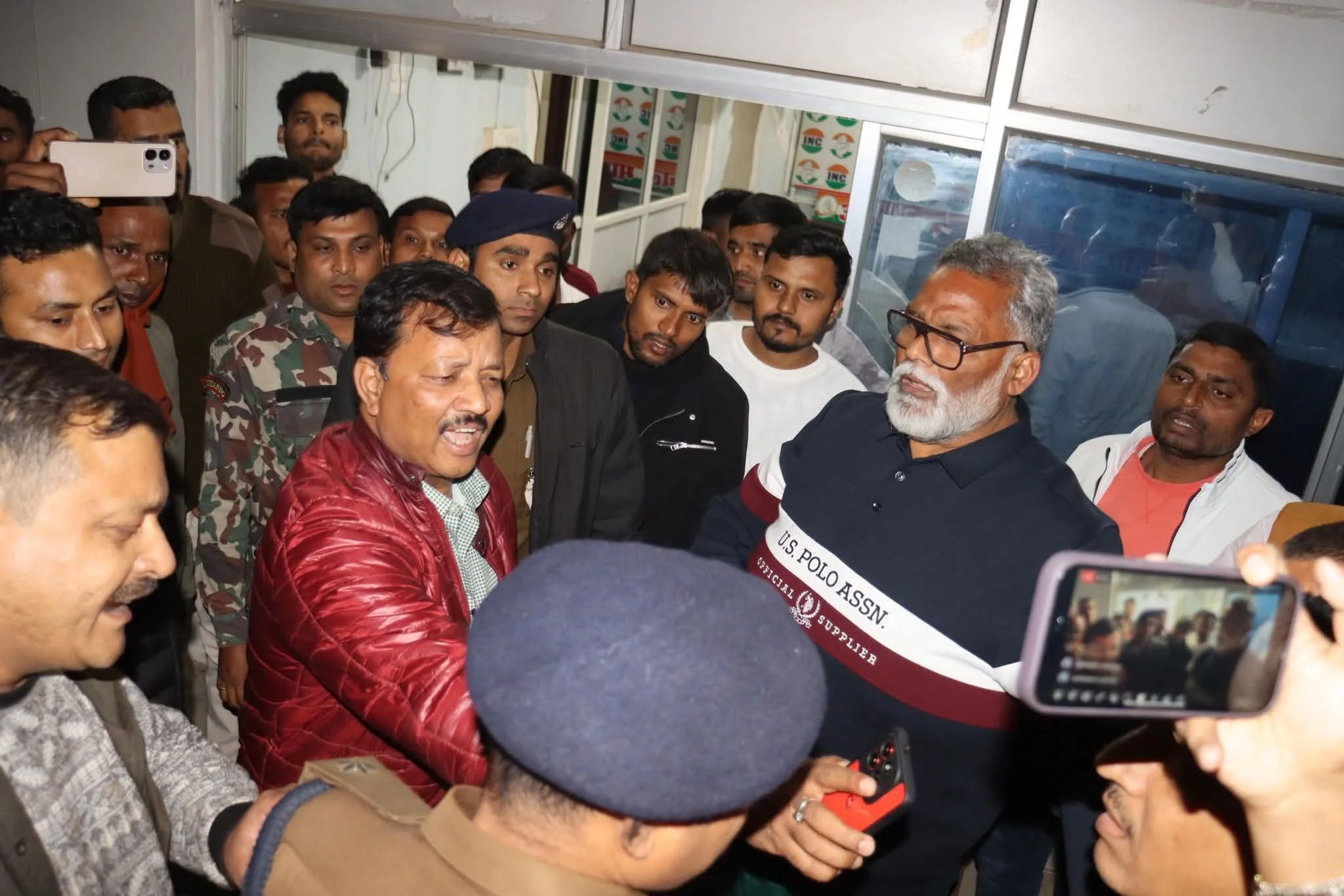 ১৯-বছরের পুরনো মামলায় গ্রেফতার পূর্ণিয়ার সাংসদ পাপ্পু যাদব, উত্তেজনা পটনায়