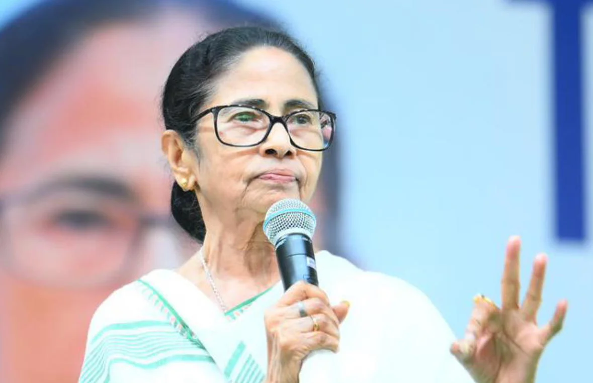 ৮ এপ্রিল মনোনয়ন জমা দিতে পারেন মমতা, কালীঘাট থেকে মিছিল করে সার্ভে বিল্ডিংয়ে যাওয়ার পরিকল্পনা