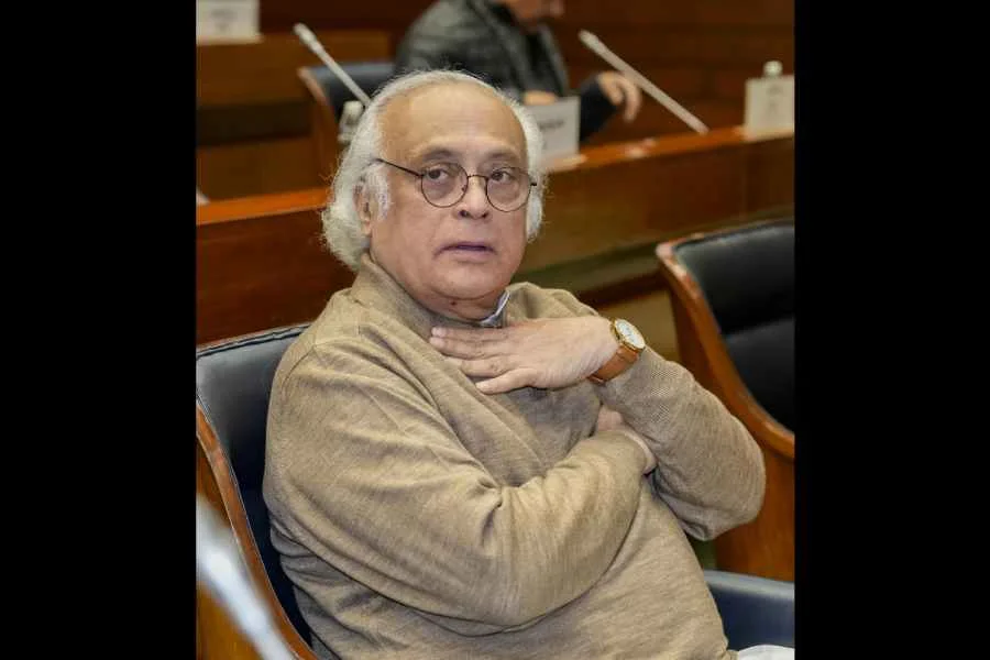 মার্কিন পদক্ষেপের বিষয়ে প্রধানমন্ত্রী মোদির  নীরবতা ভারতের ব্রিকস সভাপতিত্বকে দুর্বল করে তুলবে : কংগ্রেস 