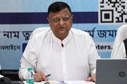 রাত ৯ টায় দ্বিতীয় দফার চূড়ান্ত তালিকা প্রকাশ করবে ইসি, নিষ্পত্তি হয়েছে ২৯ লক্ষ