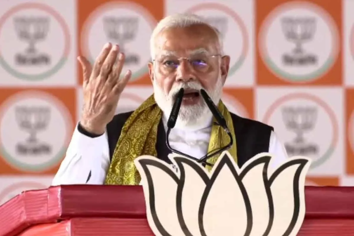 হলদিয়ায় মোদির ‘পরিবর্তন’ ডাক: সরকারি কর্মীদের জন্য সপ্তম পে কমিশনসহ ৬ দফা ‘গ্যারান্টি’