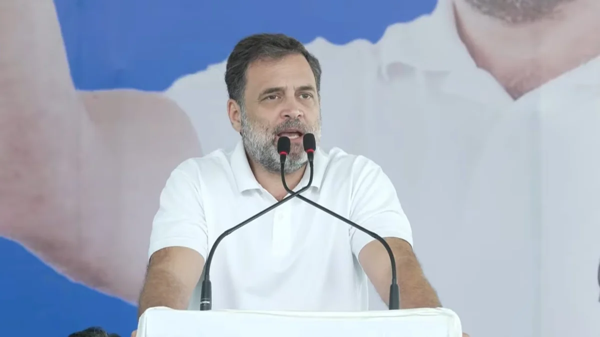 বিজেপি সরাসরি সংবিধানকে ধ্বংস করার সাহস পায় না, তাই পিছন থেকে আঘাত করছে: পদ্ম শিবিরকে নিশানা রাহুলের