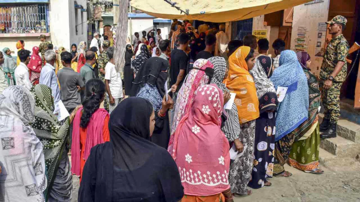 তৃণমূলকে ভোট দিলেই চলে যাচ্ছে বিজেপিতে, অভিযোগ ঘিরে শোরগোল বড়ঞার বুথে