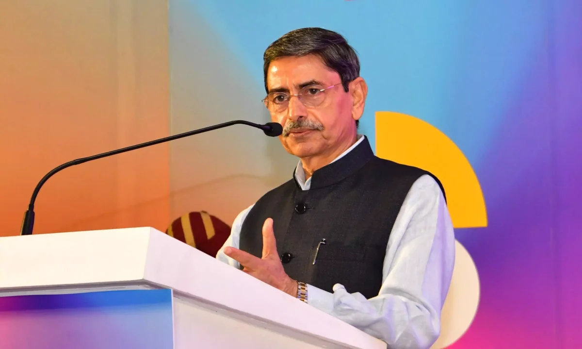 নির্বাচন ঘিরে নিরাপত্তায় জোর, ২৪ ঘণ্টার সহায়তা পরিষেবা চালু লোক ভবনের