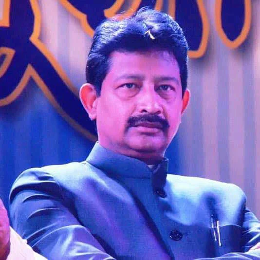 ডেবরা কেন্দ্রে মনোনয়ন জমা তৃণমূল প্রার্থী রাজীব বন্দ্যোপাধ্যায়ের, উন্নয়নের প্রতিশ্রুতি