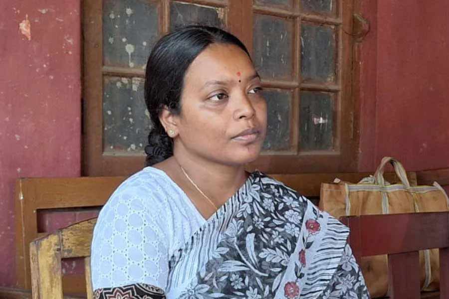 ভোটপ্রচারে গিয়ে দুর্ঘটনার কবলে বীরবাহার কনভয়, জখম ২ পুলিশ কর্মী