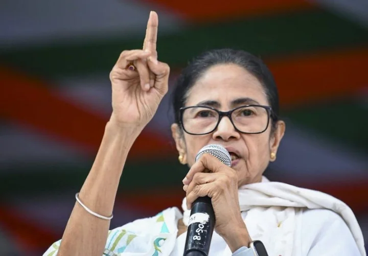 বাতিল ভোটারদের নিয়ে শীর্ষ আদালতের সিদ্ধান্তে খুশি মমতা, কর্মীদের বিশেষ নির্দেশ